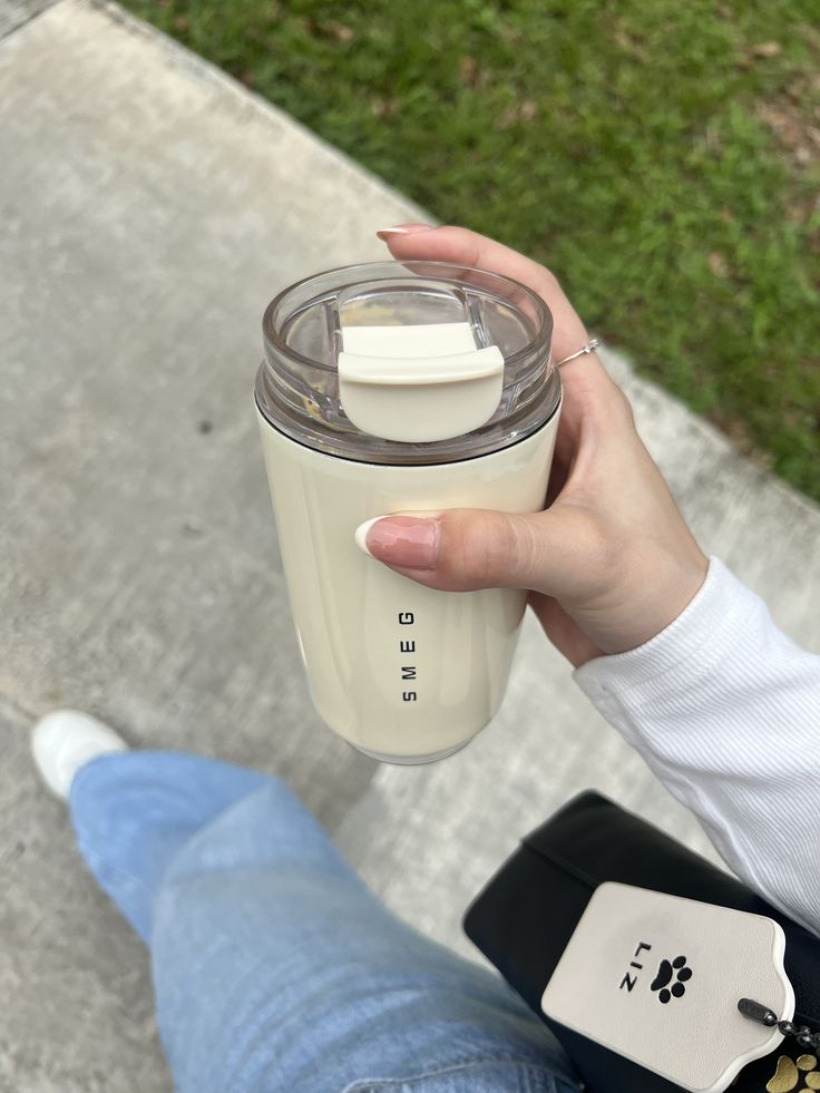 travel-mug